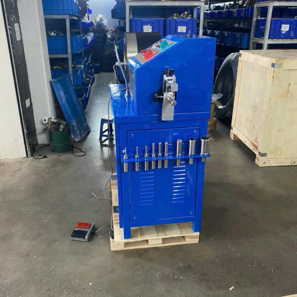 Máy ép tuy ô thuỷ lực YM500-D